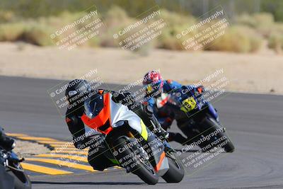 media/Oct-08-2022-SoCal Trackdays (Sat) [[1fc3beec89]]/Turn 10 (945am)/